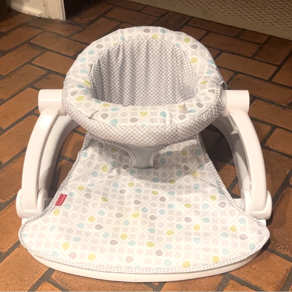 Sit me up seat - fisher price